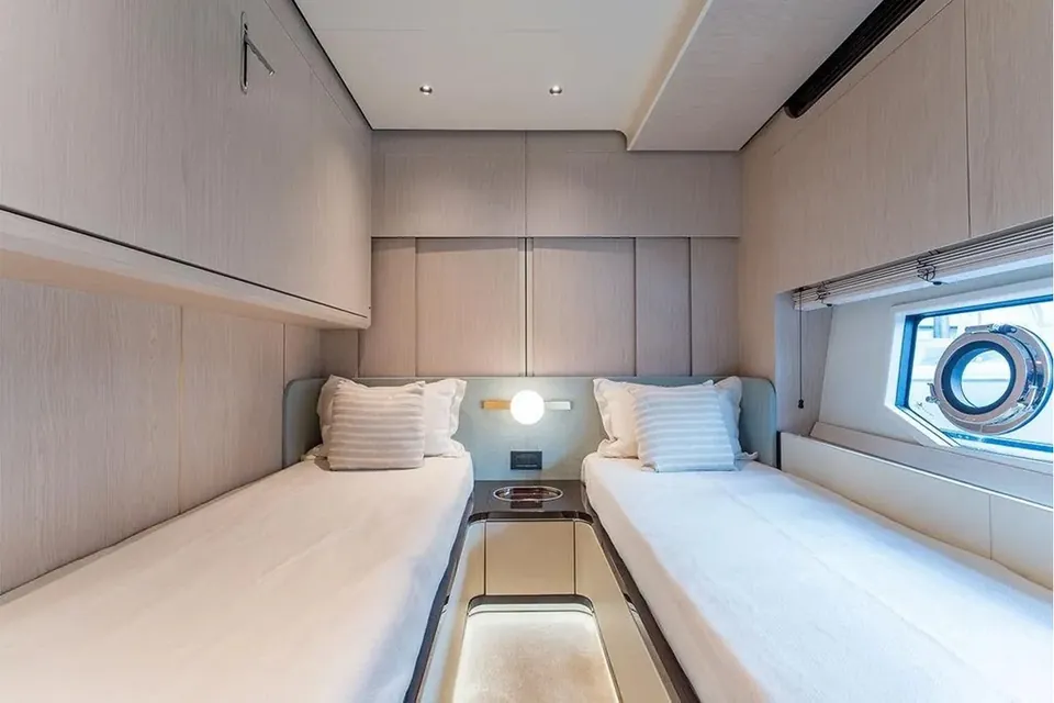 Matten One, 2021 Azimut, photo 28