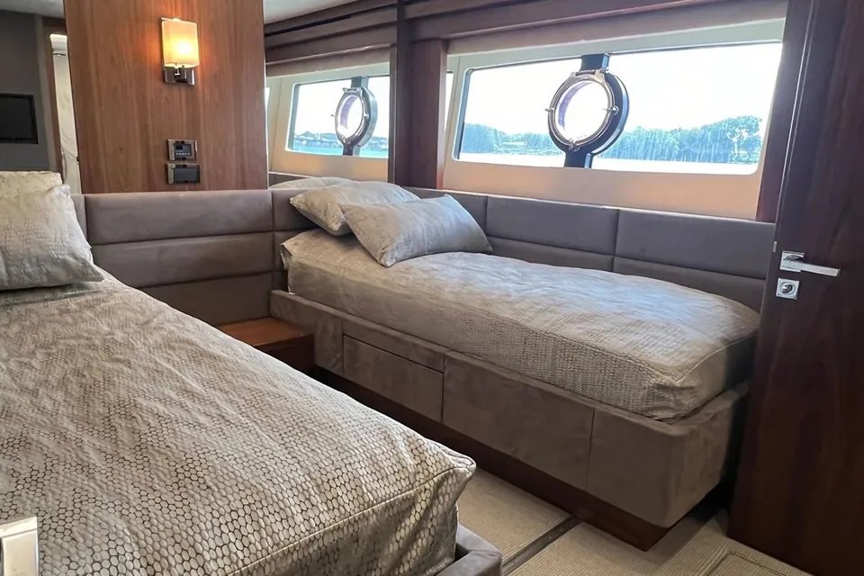 Saliviti, 2018 Sunseeker, photo 19