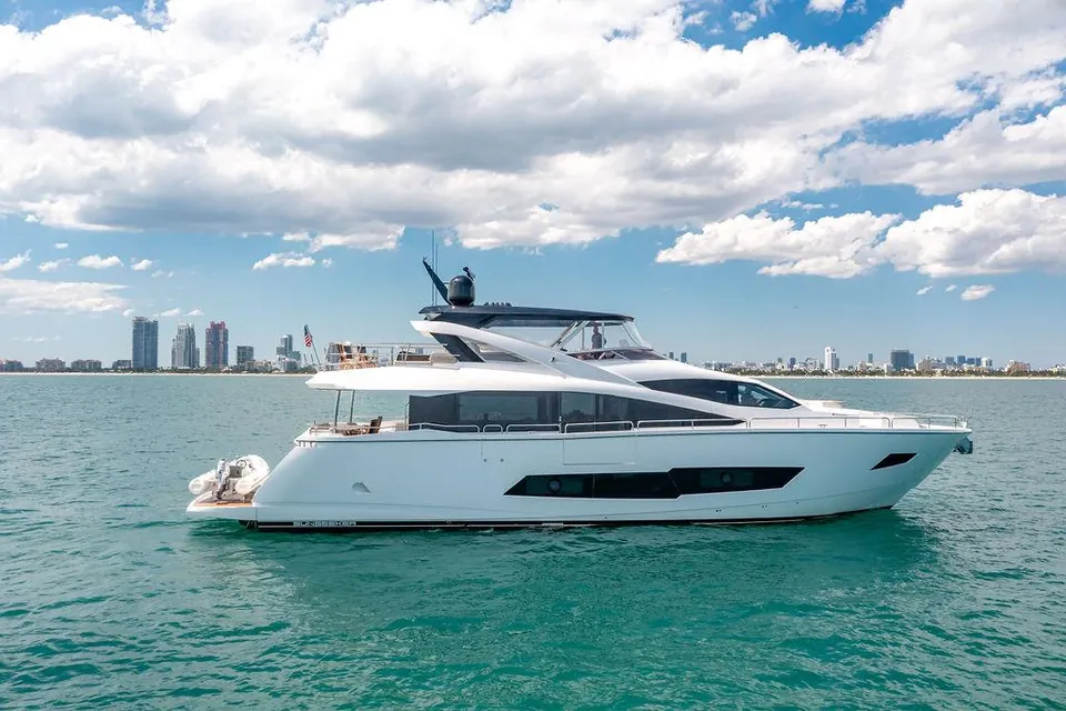 HH, 2020 Sunseeker, photo 1