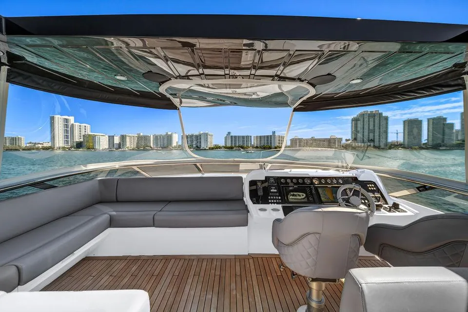HH, 2020 Sunseeker, photo 9