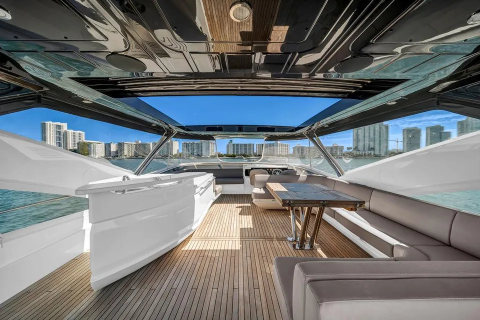 HH, 2020 Sunseeker, photo 10