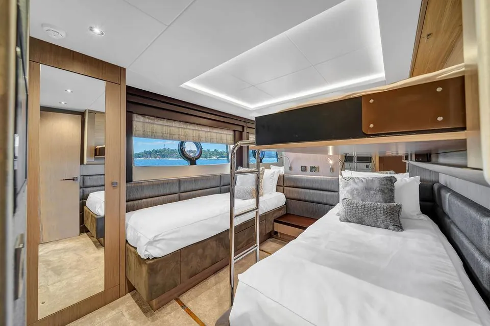 HH, 2020 Sunseeker, photo 24