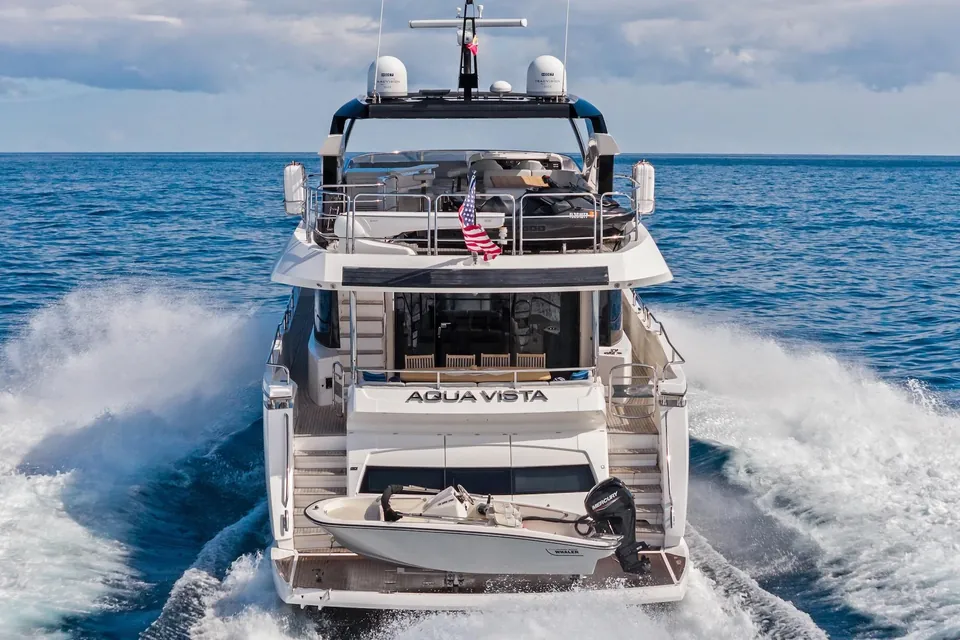 Aqua Vista, 2019 Sunseeker 86 Yacht, photo 3