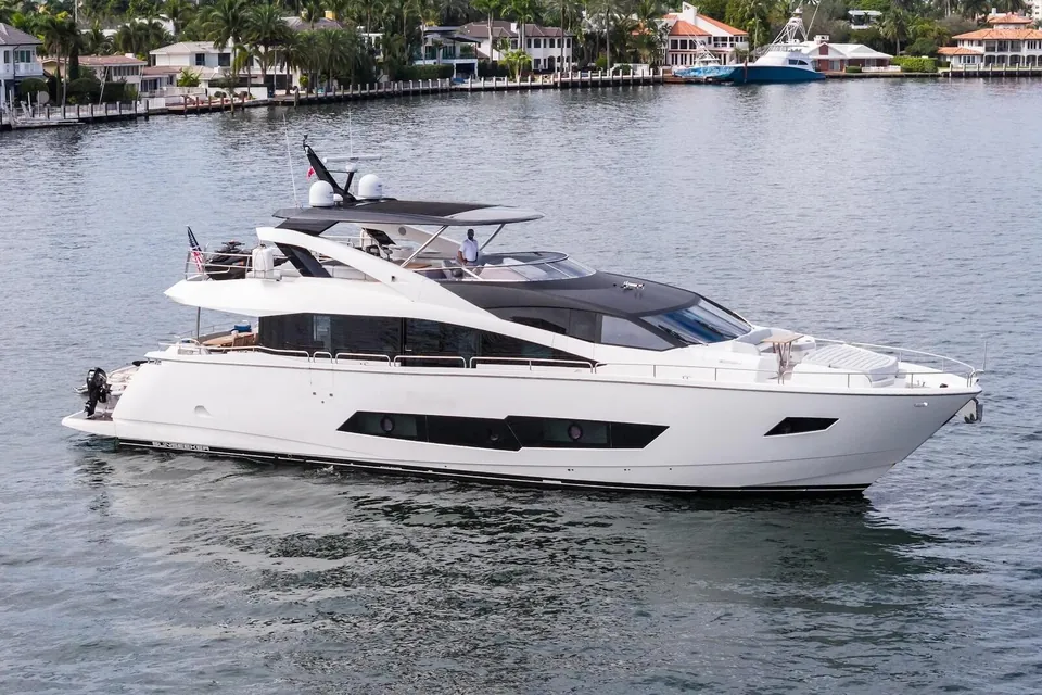 Aqua Vista, 2019 Sunseeker 86 Yacht, photo 6
