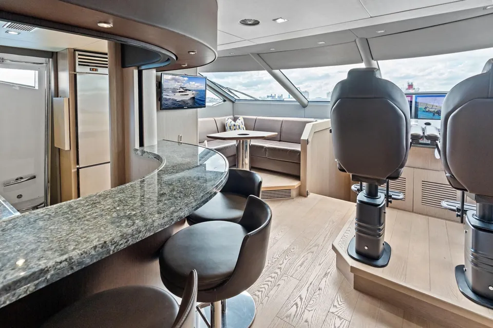 Aqua Vista, 2019 Sunseeker 86 Yacht, photo 16