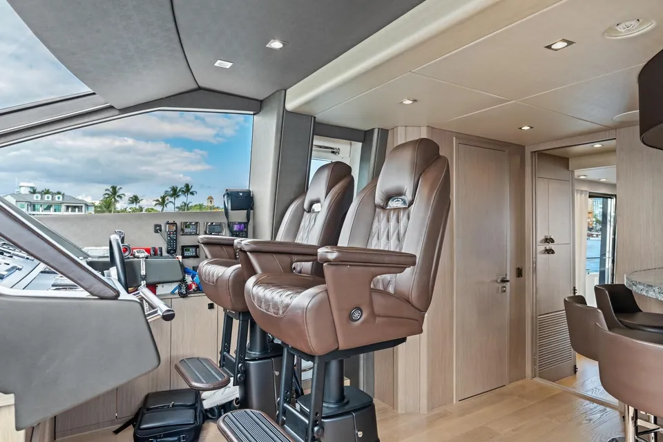 Aqua Vista, 2019 Sunseeker 86 Yacht, photo 18