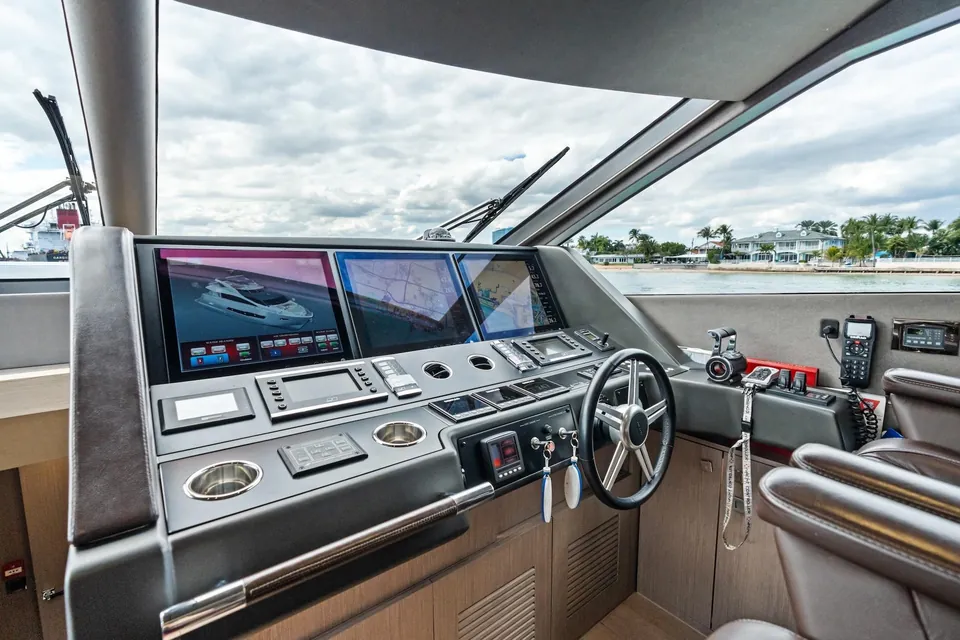 Aqua Vista, 2019 Sunseeker 86 Yacht, photo 20