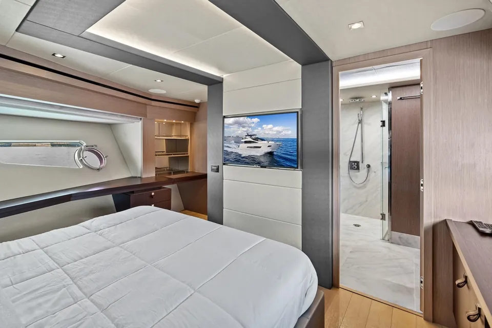 Aqua Vista, 2019 Sunseeker 86 Yacht, photo 28
