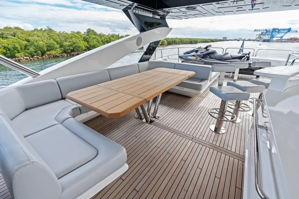 Aqua Vista, 2019 Sunseeker 86 Yacht, photo 34
