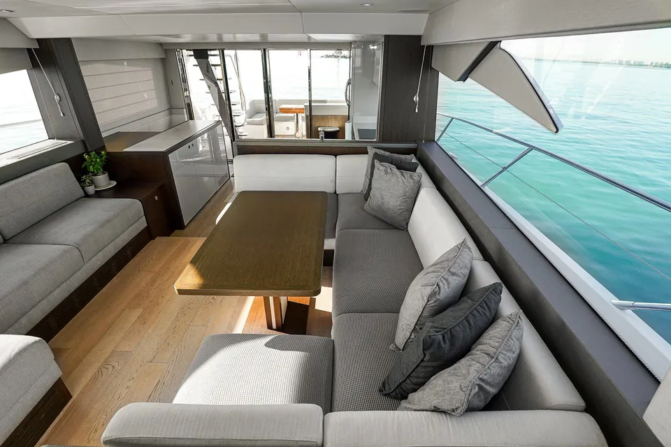 Lucky Bet, 2019 Sunseeker Manhattan 66, photo 4