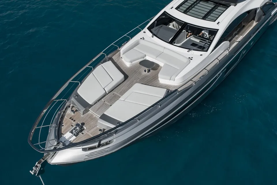 Never Give Up, 2021 Azimut, photo 6