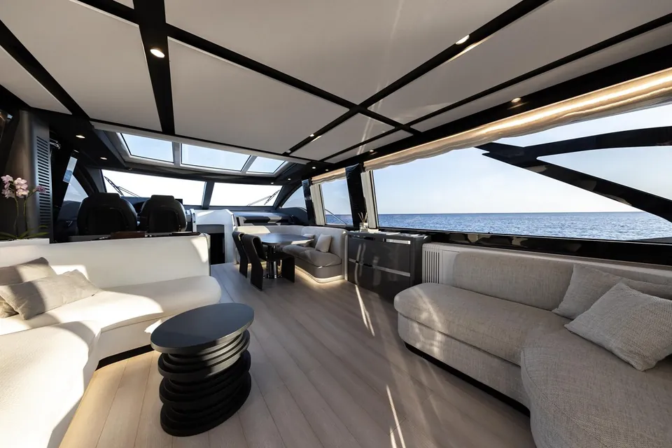 Never Give Up, 2021 Azimut, photo 9