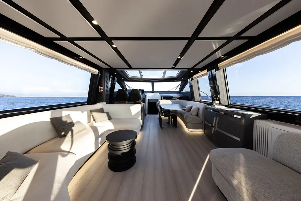 Never Give Up, 2021 Azimut, photo 10