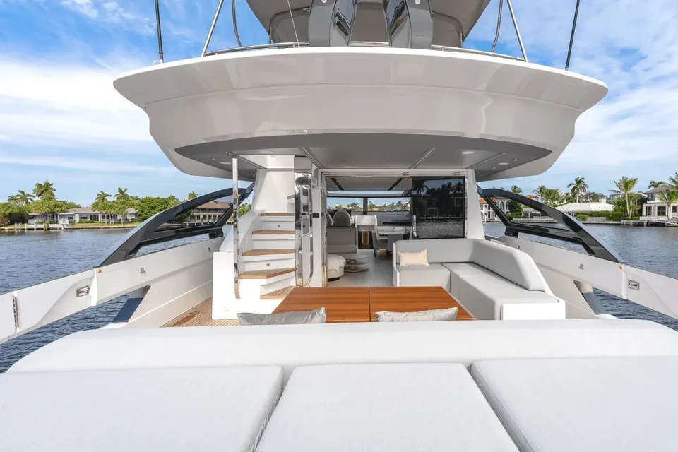Sunset 8, 2024 Azimut, photo 9