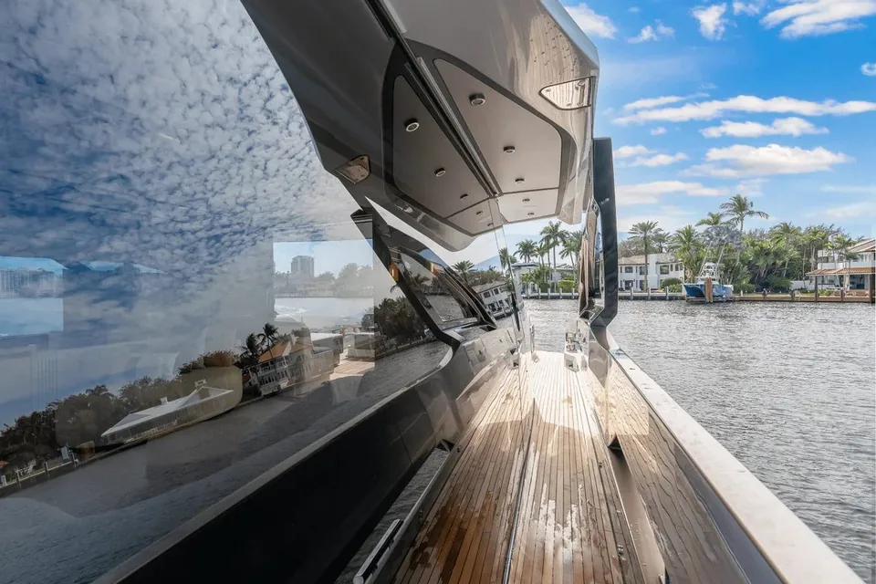 Sunset 8, 2024 Azimut, photo 12