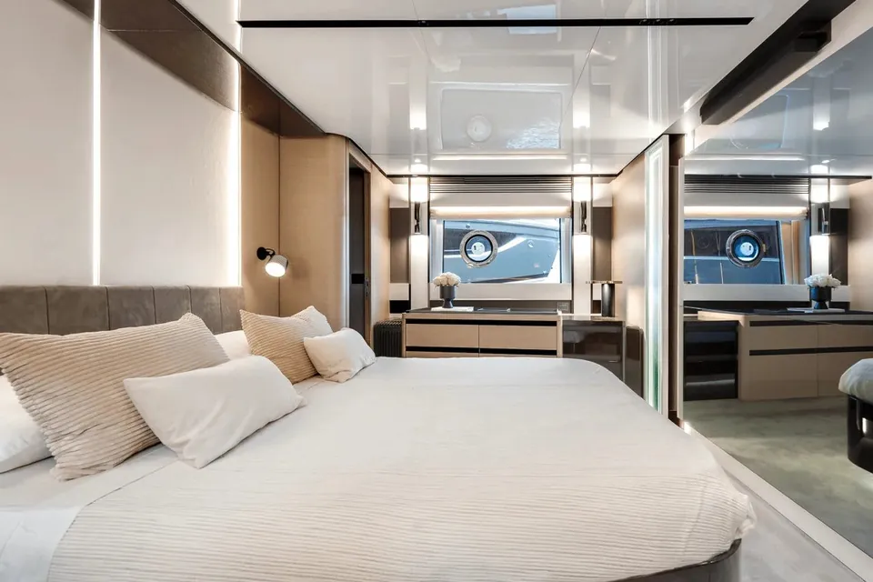 Sunset 8, 2024 Azimut, photo 42