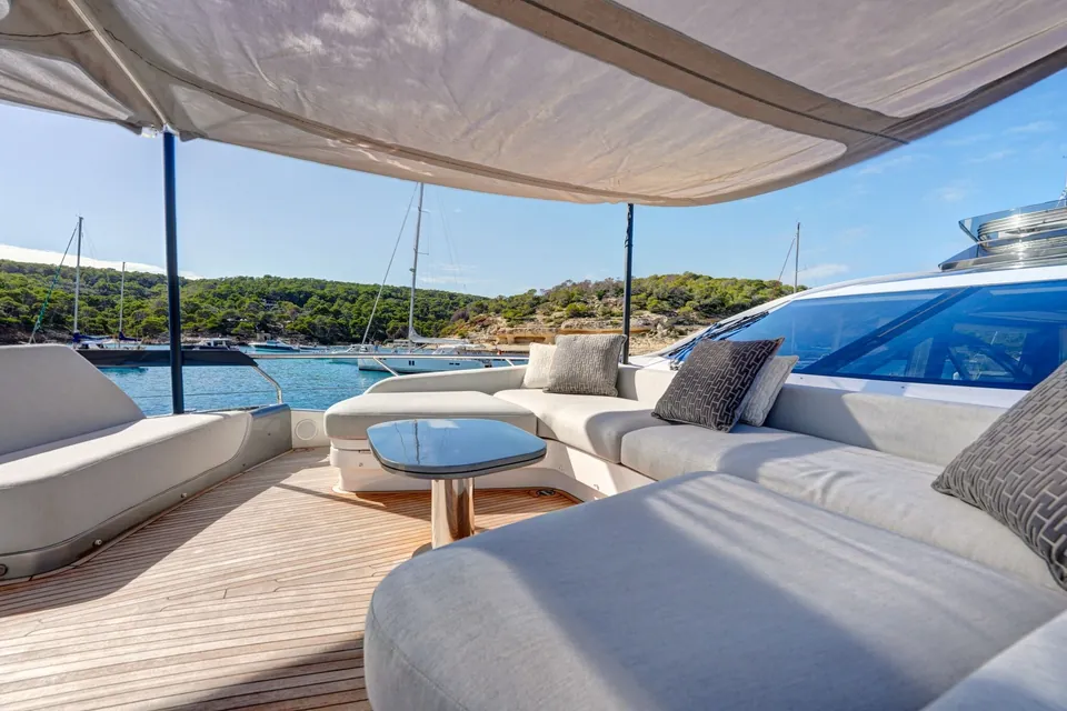 Apricity, 2023 Azimut S8, photo 2