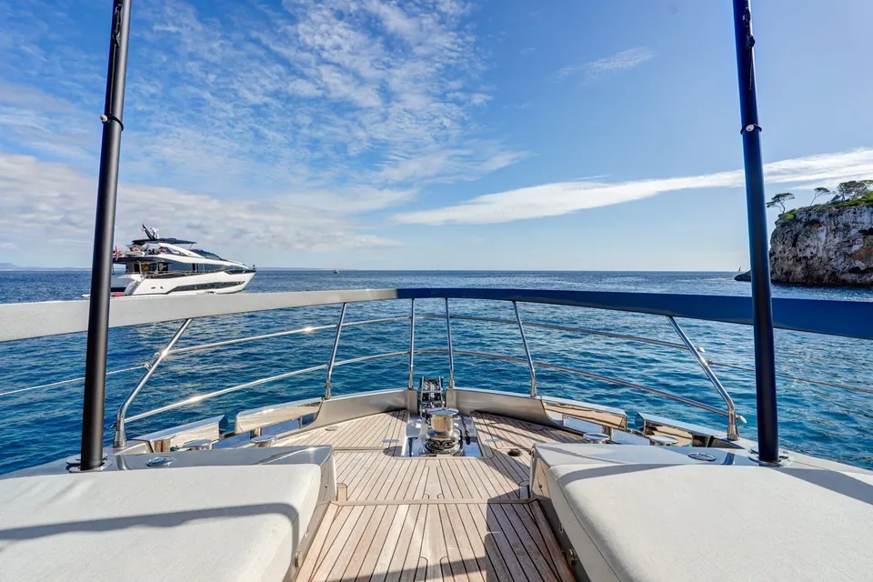 Apricity, 2023 Azimut S8, photo 5