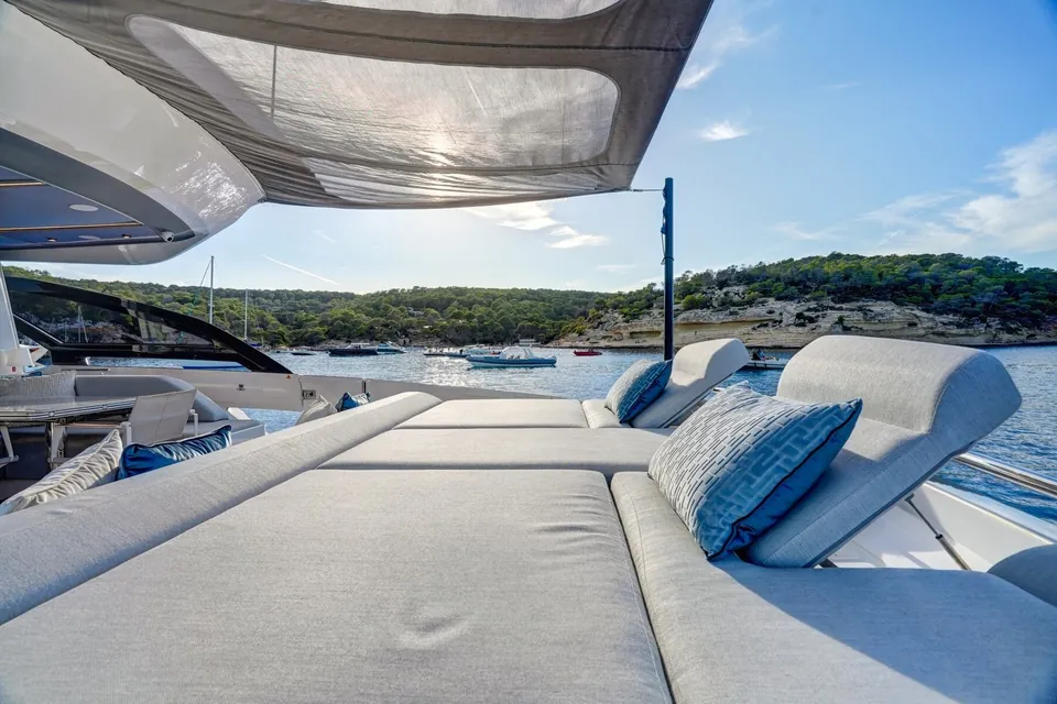 Apricity, 2023 Azimut S8, photo 14