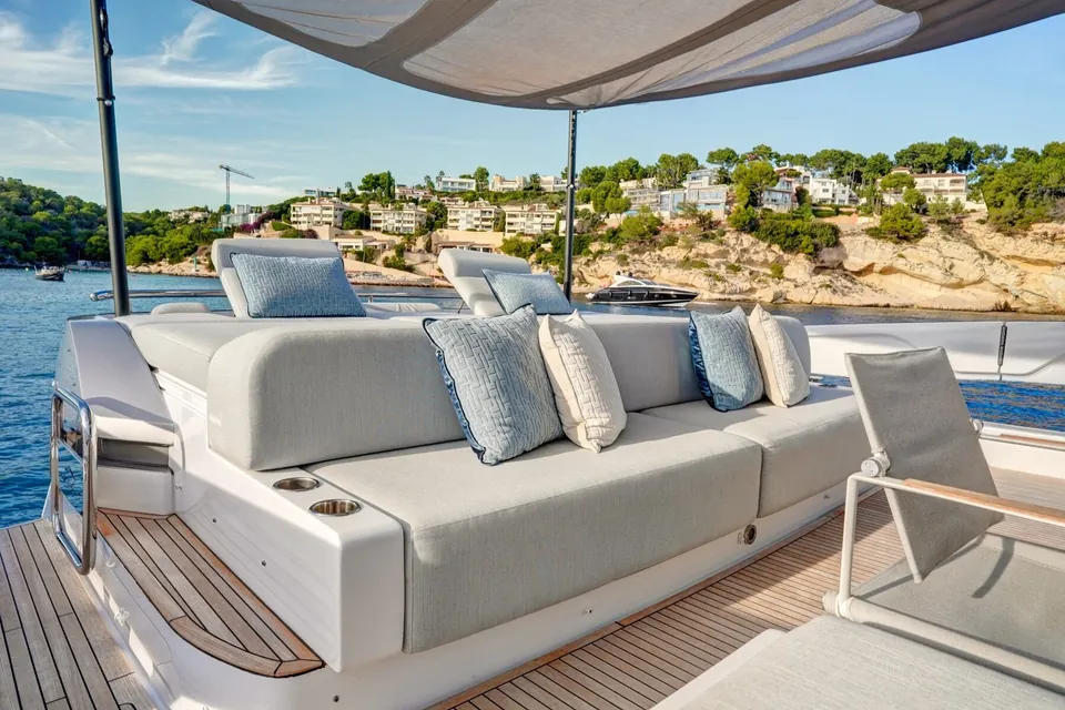 Apricity, 2023 Azimut S8, photo 17