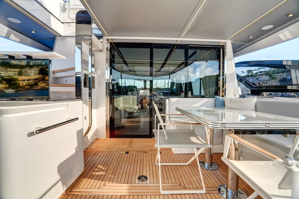 Apricity, 2023 Azimut S8, photo 21