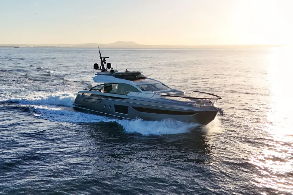 Apricity, 2023 Azimut S8, photo 22