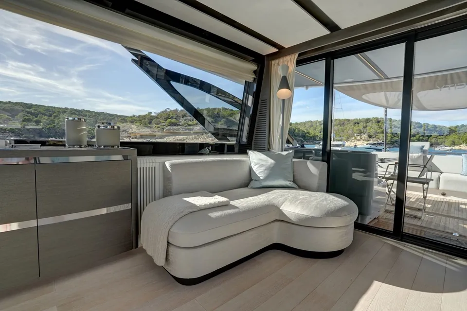 Apricity, 2023 Azimut S8, photo 24