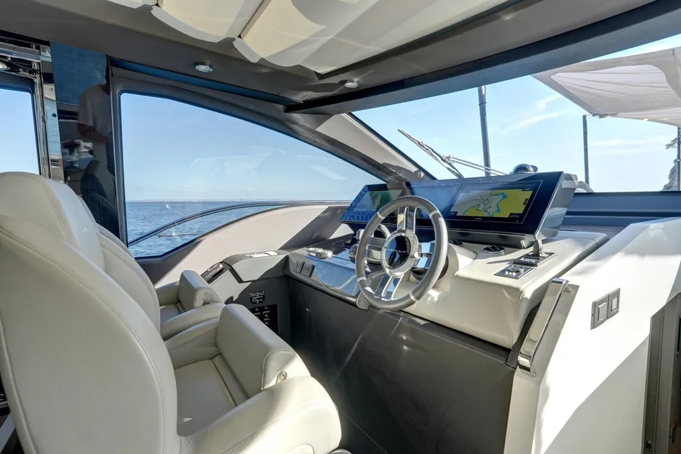 Apricity, 2023 Azimut S8, photo 35