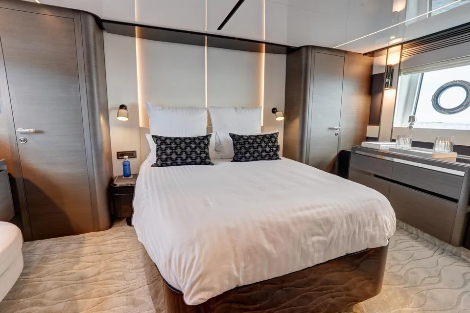 Apricity, 2023 Azimut S8, photo 38
