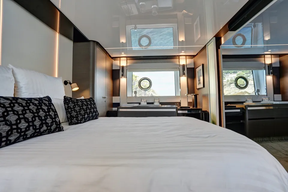 Apricity, 2023 Azimut S8, photo 39