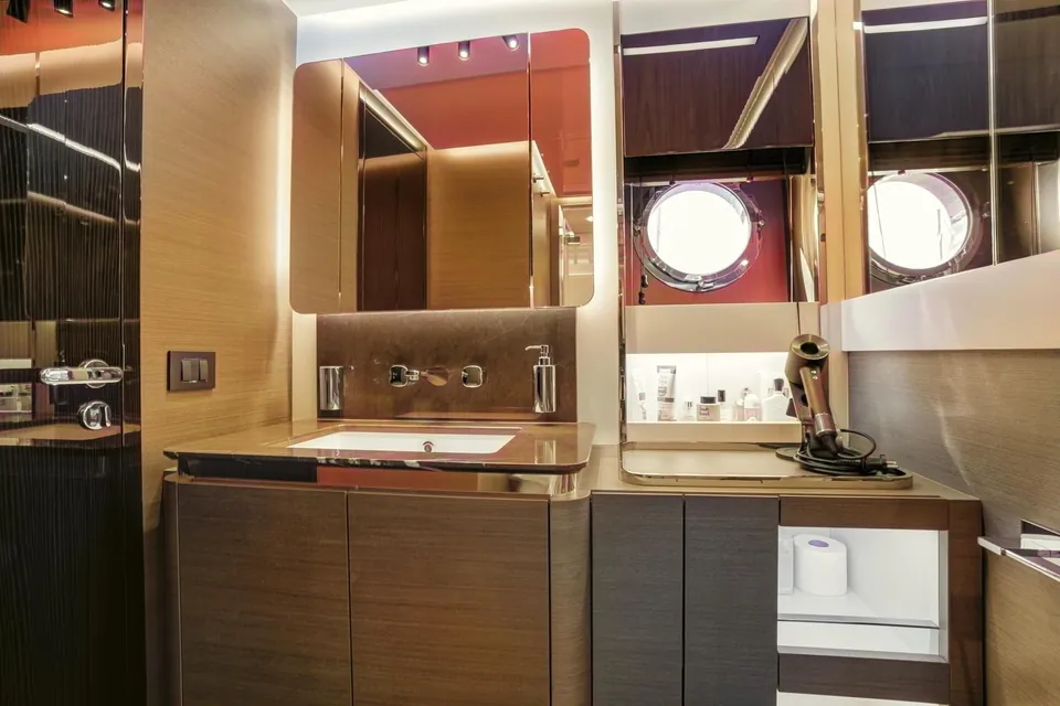 Apricity, 2023 Azimut S8, photo 48