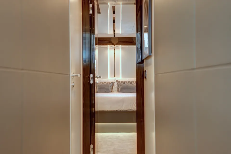Apricity, 2023 Azimut S8, photo 55