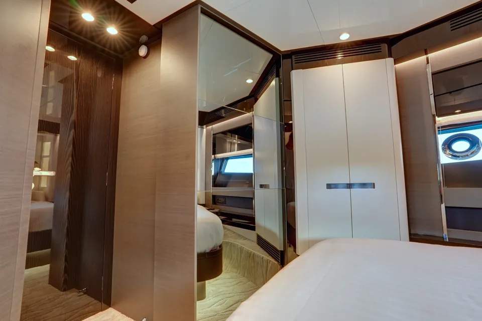 Apricity, 2023 Azimut S8, photo 57
