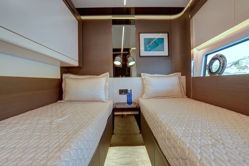 Apricity, 2023 Azimut S8, photo 60