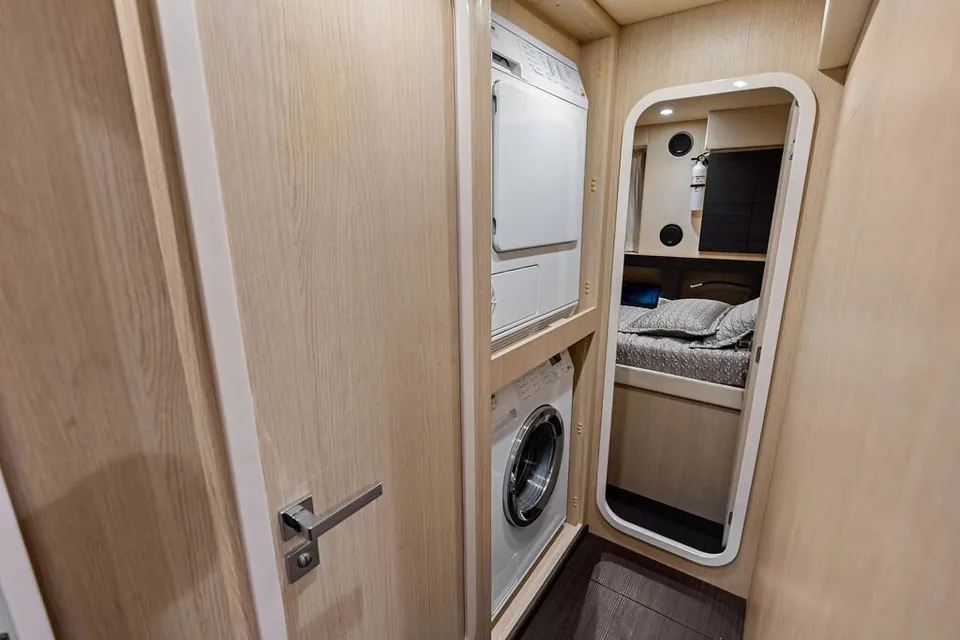 Villaggio, 2018 Azimut 77S, photo 10