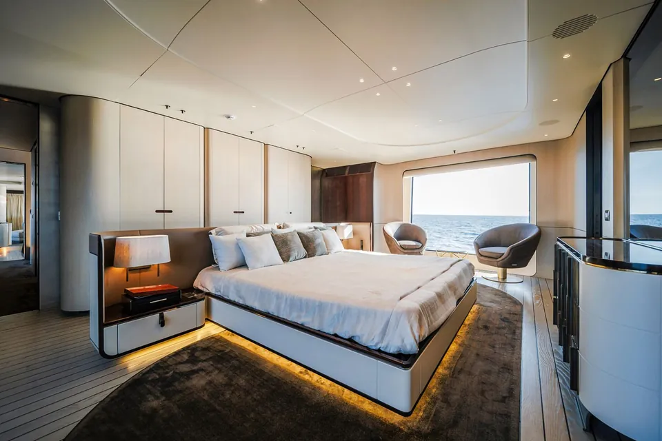 Iryna, 2019 Azimut Grande 35M, photo 14