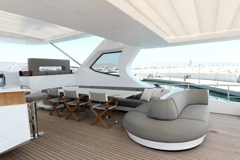 Iryna, 2019 Azimut Grande 35M, photo 20