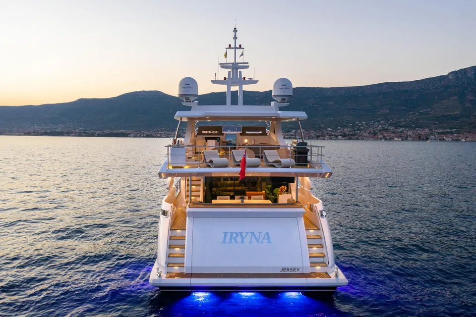 Iryna, 2019 Azimut Grande 35M, photo 23