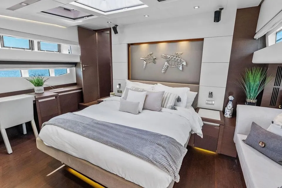 Elevation, 2016 Prestige Yachts 750, photo 4