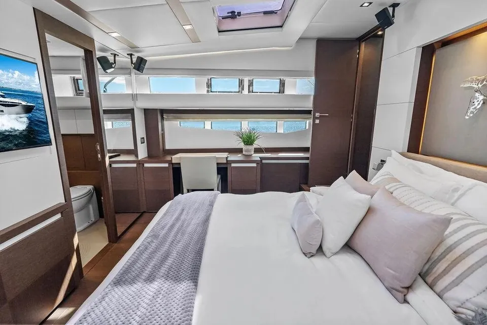 Elevation, 2016 Prestige Yachts 750, photo 23