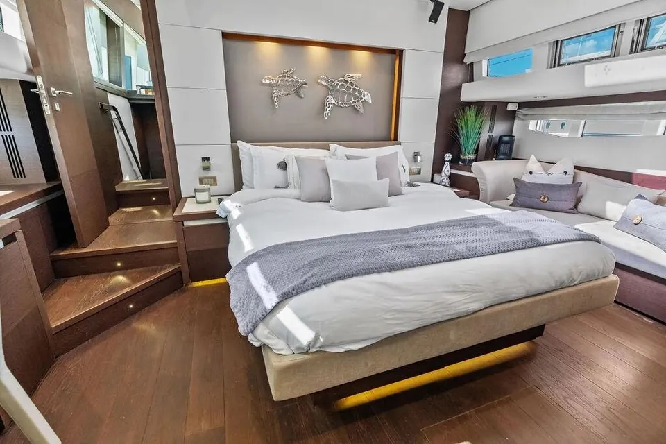 Elevation, 2016 Prestige Yachts 750, photo 31