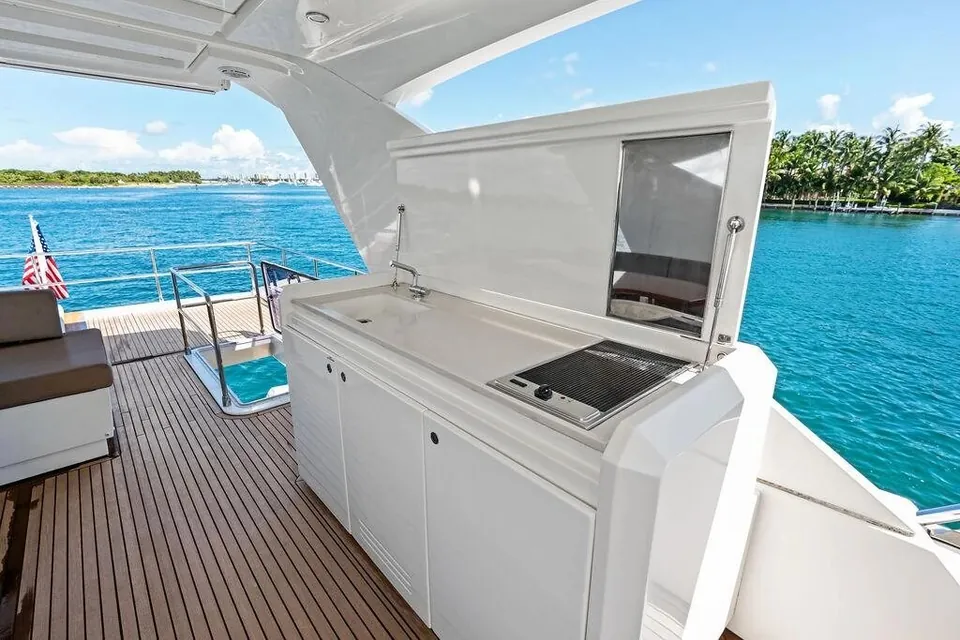 Elevation, 2016 Prestige Yachts 750, photo 58