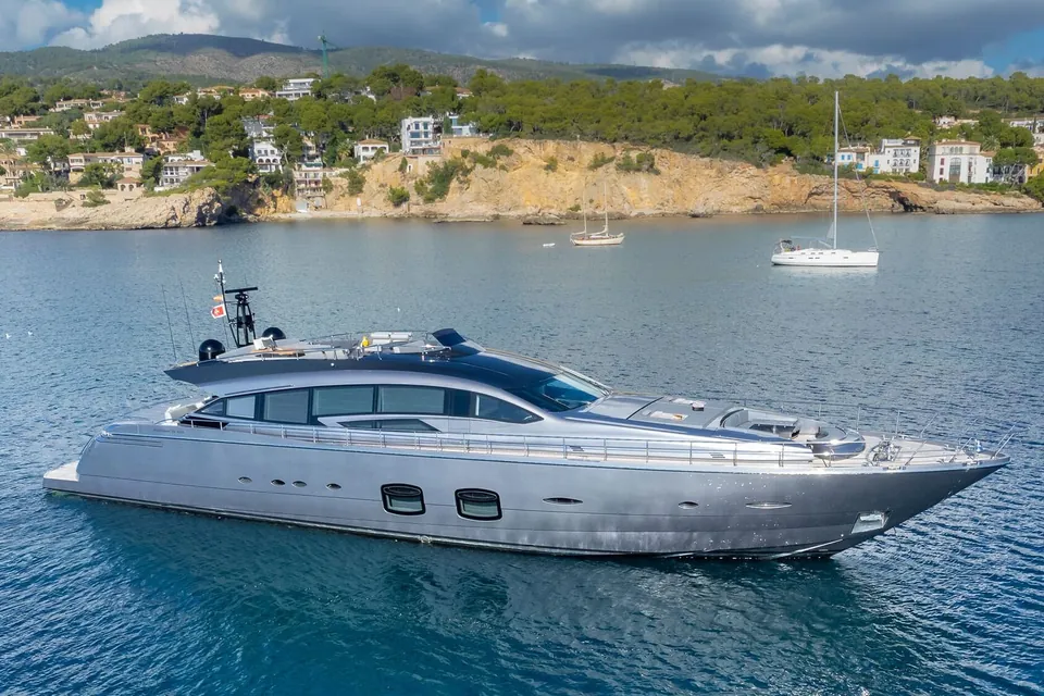 Aldebaran III, 2016 Pershing 108, photo 1