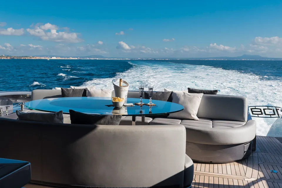 Aldebaran III, 2016 Pershing 108, photo 19