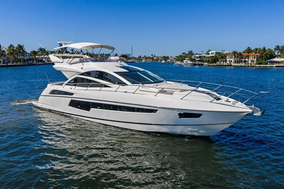 Miss Ingrid, 2016 Sunseeker 68 Sport Yacht, photo 1