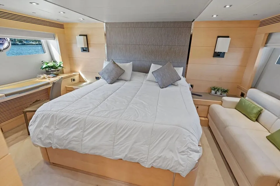 Miss Ingrid, 2016 Sunseeker 68 Sport Yacht, photo 18