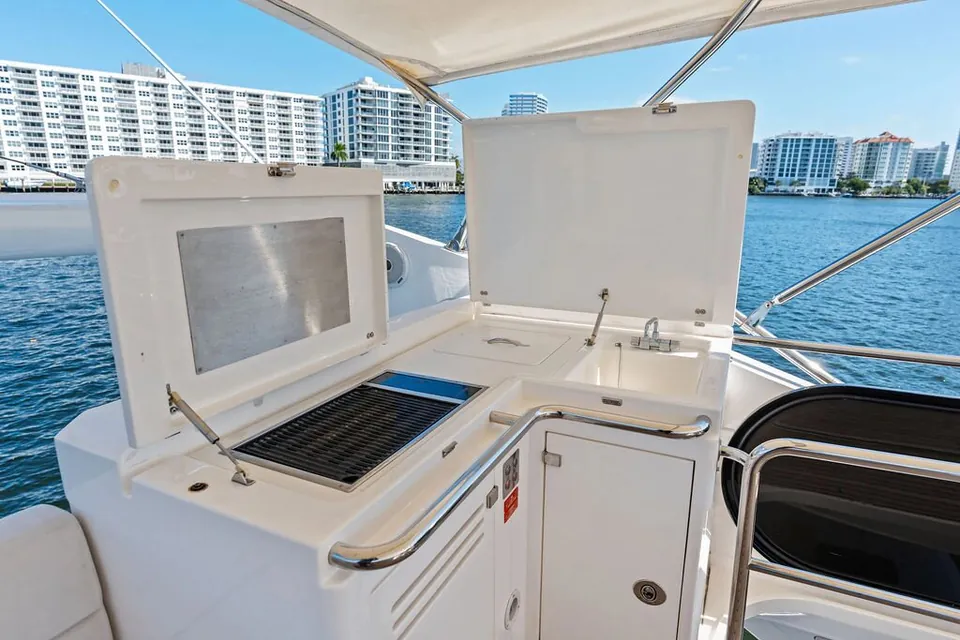 Miss Ingrid, 2016 Sunseeker 68 Sport Yacht, photo 48