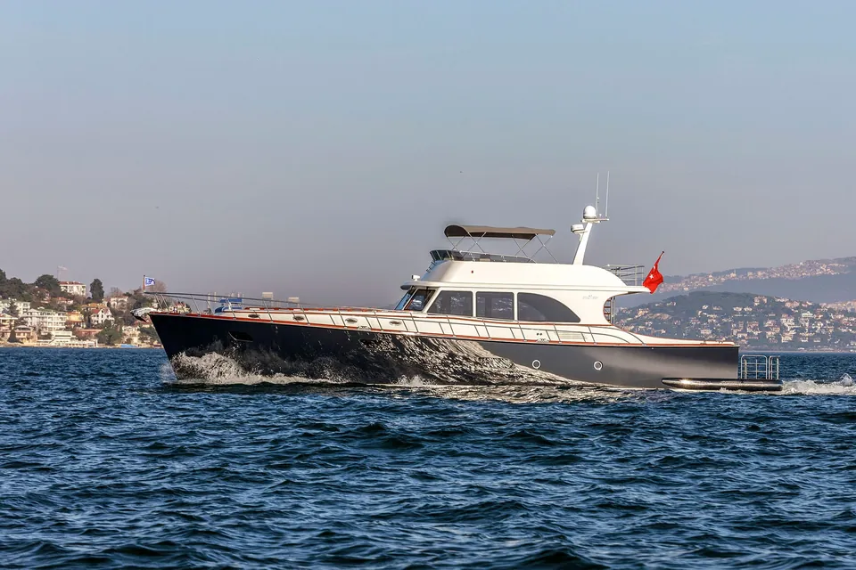 Alecto, 2022 Vicem Yachts Classic 82 Flybridge, photo 1