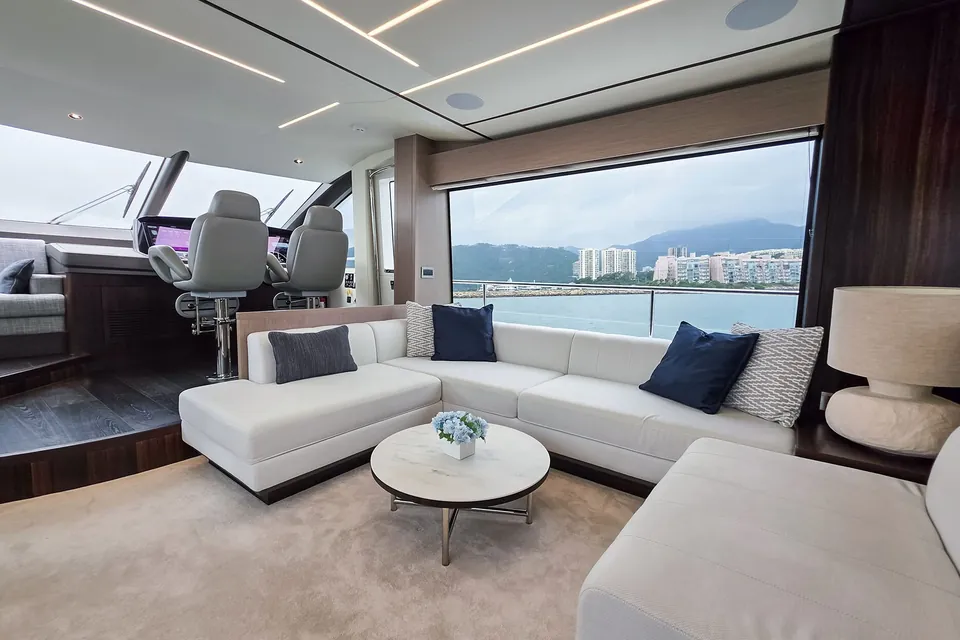 Upway, 2024 Sunseeker 76 Yacht, photo 8