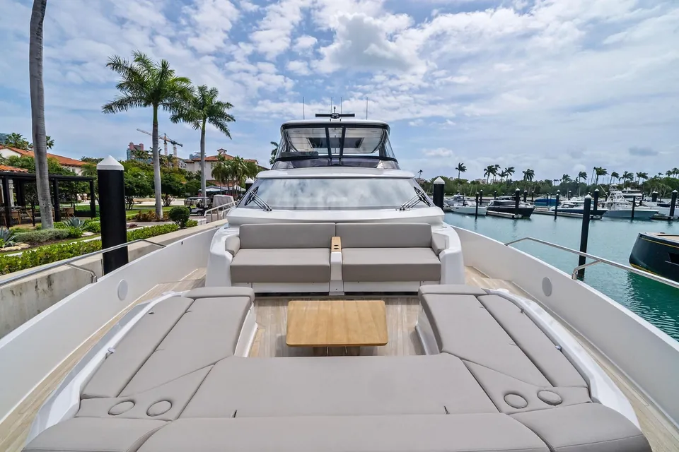 Lady F, 2023 Ferretti 860, photo 15